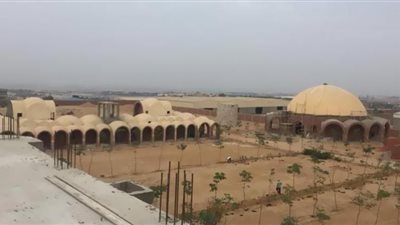 دير البابا كيرلس وأم الغلابة.. منبر ديني يحمل شفاعة شخصيات من تراث الأرثوذكس (صور)