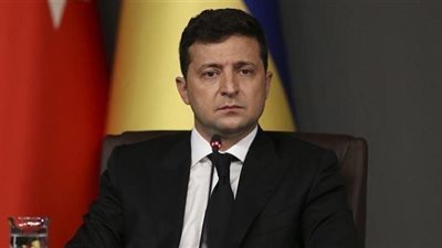 الرئيس الأوكراني يدعو لتشديد العقوبات ردًا على حرب الغاز الروسية