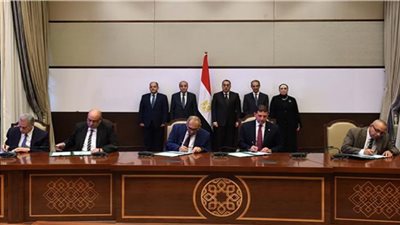 رئيس الوزراء يشهد توقيع ثلاثة بروتوكولات تعاون لإعادة هيكلة التطبيقات الحكومية