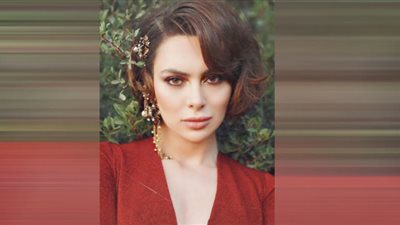 ستيفاني صليبا تروج لمسلسلها 