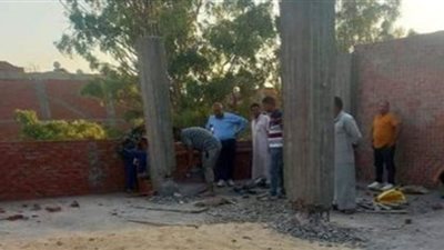 حملات لإزالة التعديات المخالفة وغلق الورش والمحال غير المرخصة بالشرقية