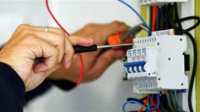 ضبط 12 ألف قضية سرقة تيار كهربائي خلال 24 ساعة