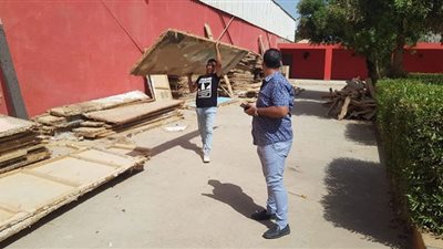 حملات علي الاستديوهات والمخازن بأبو النمرس.. صور