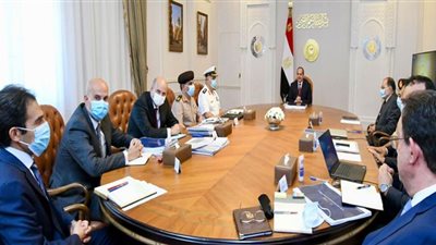 السيسي يتابع جهود الدولة فى توطين الصناعة لمستلزمات التشييد والبناء بالشراكة مع القطاع الخاص