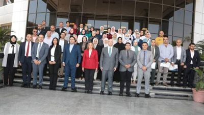 محافظ بني سويف ونائب وزير الاتصالات يشهدان ورشة عمل التحول الرقمي