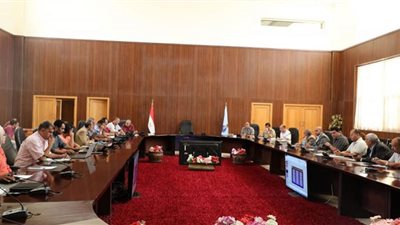 الاجتماع التنسيقي الثاني بمحافظة البحر الأحمر لمشروع صقر 101 لمواجهة الأزمات والكوارث