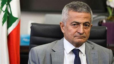 اعتماد سعر 15 ألف ليرة لصرف الدولار الأمريكي بدء من نهاية الشهر المقبل