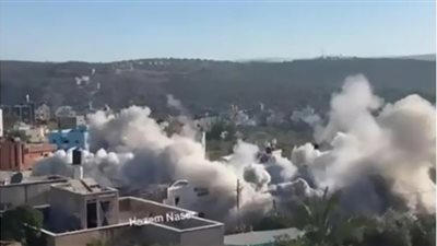 لحظة تفجير القوات الإسرائيلية لمنزل أسير فلسطيني (فيديو)