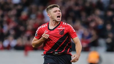 ما لا تعرفه عن البرازيلي بيسولي صفقة الأهلي المنتظرة