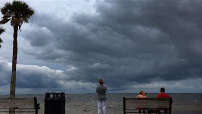 انقطاع الكهرباء في فلوريدا جراء إعصار إيان