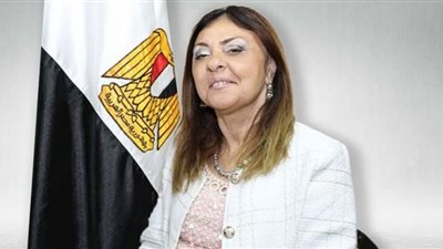 إيمان كريم تُشيد بأهداف مبادرة حياة كريمة 