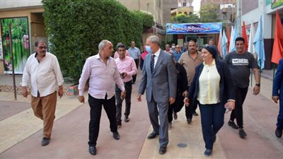 محافظ القليوبية يتفقد المدارس للوقوف علي الإستعدادات العام الدراسي