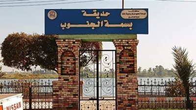 حملات قص وتهذيب الأشجار بقنا