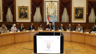 الدولة تسعى لتشجيع المواطنين على التقليل من استخدام السيارات الخاصة