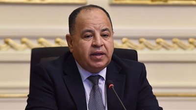 وزير المالية يحسم جدل إفشاء قانون الضريبة الموحد للحسابات البنكية