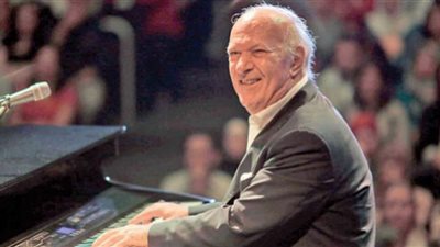 عمر خيرت في ليلة موسيقية على شاطىء العلمين