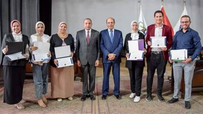 جامعة بني سويف تكرم الفائزين بالتصفيات النهائية في مبادرة شباب من أجل التنمية