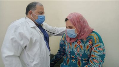 الكشف على 772 مريض بقافلة علاجية مجانية لقرية الزهيري بالدقهلية