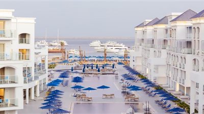 غدا.. وزير السياحة يفتتح  منتجع 