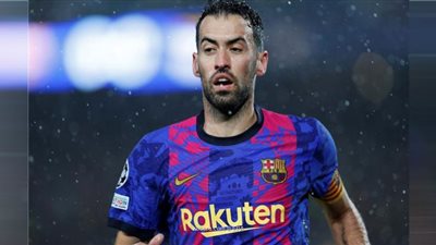 برشلونة يحدد أكثر من بديل لخلافة بوسكيتس