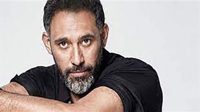 أسرار عمرو مصطفى مع 