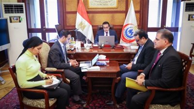 وزير الصحة يبحث مع شركة يونانية متخصصة تطوير المنشآت الصحية