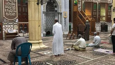 حكم صلاة الظهر أربع ركعات بعد فريضة الجمعة