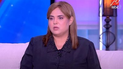 وفاء مكي: المعجبون كان يبيتون أسفل منزلي وعرضوا عليّا الملايين (فيديو)