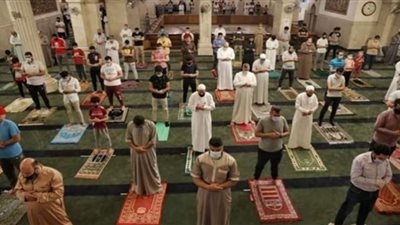 حكم الصلاة خلف الإمام المُسرع