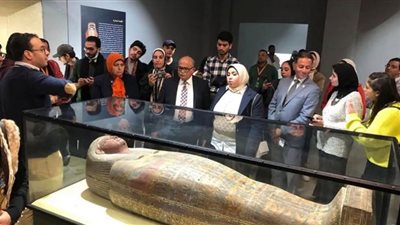 وفد الفنون الجميلة بجامعة الإسكندرية يشيدون بمحتويات متحف كفر الشيخ