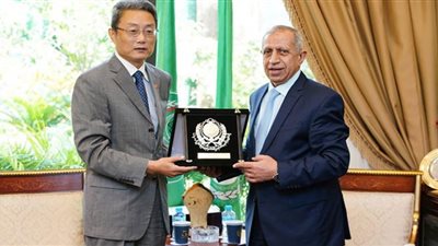 السفير يانغ قنصل عام الصين يؤكد الأكاديمية العربية أجمل الجامعات بجمهورية مصر العربية