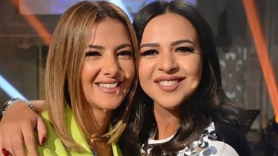 دنيا سمير غانم ترد على أنباء حمل شقيقتها