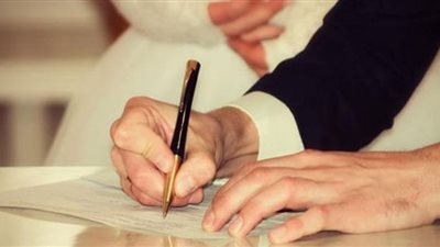 إلغاء القائمة يثير الجدل على مواقع التواصل..(القايمة سقطت)