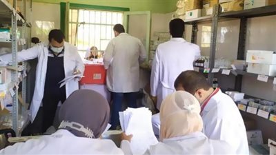 الكشف الطبي لـ 1500 مواطن بمركز الفشن