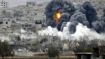 قصف روسي عنيف على محيط العاصمة الأوكرانية كييف (فيديو)