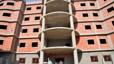 محافظ أسيوط يتفقد أعمال التشطيبات النهائية لمركز معلومات شبكات المرافق الجديد