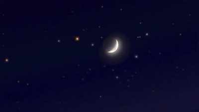 القمر يعانق قلب العقرب اليوم