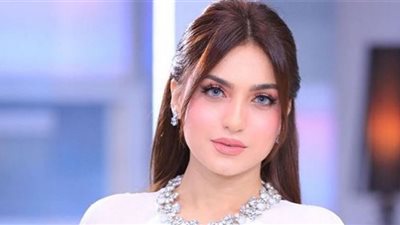 ياسمين عز تبهر متابعيها بإطلالة ملائكية