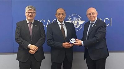 وزير الطيران المدنى يؤكد حرصه على تعزيز التعاون مع «الإيكاو»