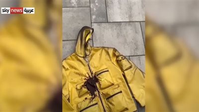 أزياء تتفاعل مع الحرارة.. صيحة الموضة | شاهد