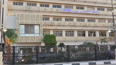 الأقصر تبدأ تطبيق المواعيد الشتوية لغلق المحلات