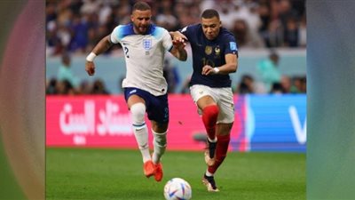 فرنسا تضرب إنجلترا بثنائية وتواجه المغرب في نصف نهائي كأس العالم