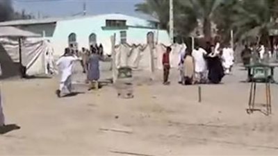 الشرطة الإيرانية تقتل محتجين بالرصاص الحي في مدينة زهدان (شاهد)