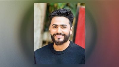 تامر حسني يهنئ منتخب المغرب بعد الفوز على البرتغال.. مستنى الكأس