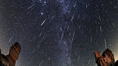 شهب الجوزاء.. ظاهرة فلكية تبلغ ذروتها في سماء مصر