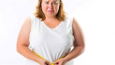 طبيب يكشف فائدة غير متوقعة للوزن الزائد