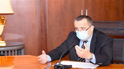 مساعد وزيرة الهجرة يلتقي الخبيرة المصرية مريم بطرس المتخصصة في الرعاية الطبية بكندا