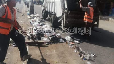 مواصله اعمال النظافه والإنارة العامه بأحياء مدينه الاسماعيليه