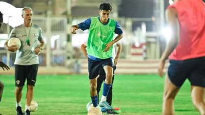 فيريرا يجتمع بـ زكريا الوردي على هامش مران اليوم