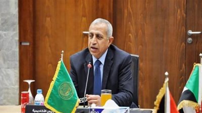 رئيسا الأكاديمية العربية وجامعة اتونوما برشلونة بأسبانيا يبحثان التعاون المشترك